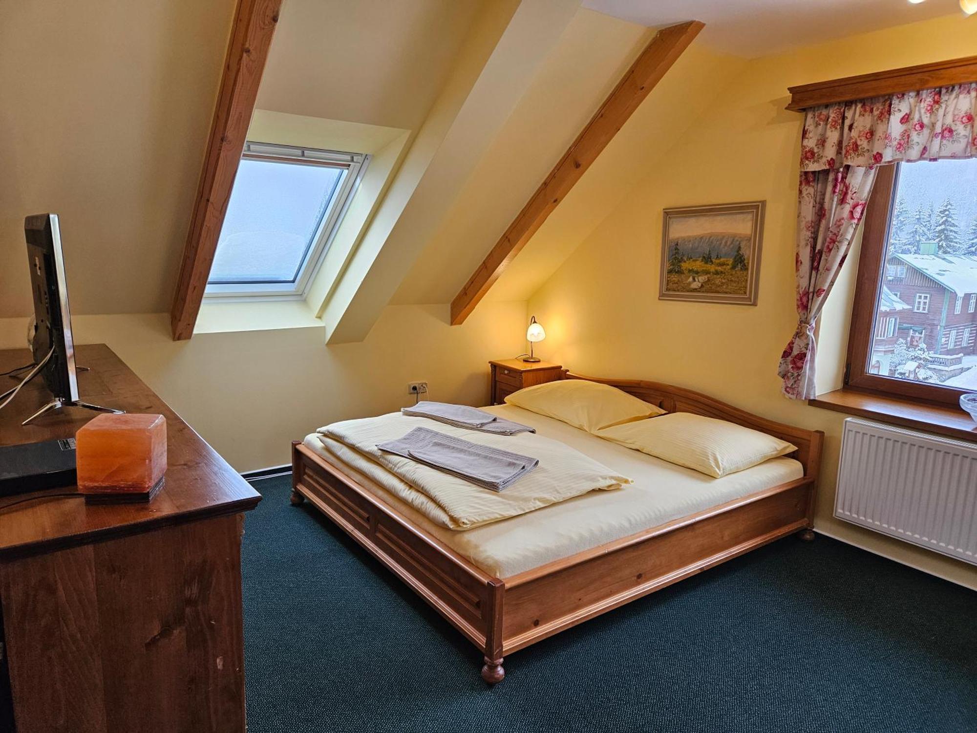Happy House Apartments & Sauna Spindleruv Mlyn Bagian luar foto